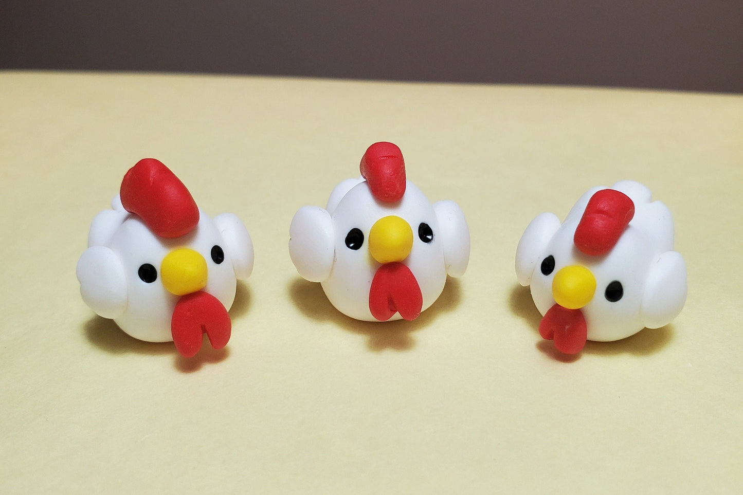 Chicken - Tiny Chicken figurine - Chicken sculpture - Animal miniature