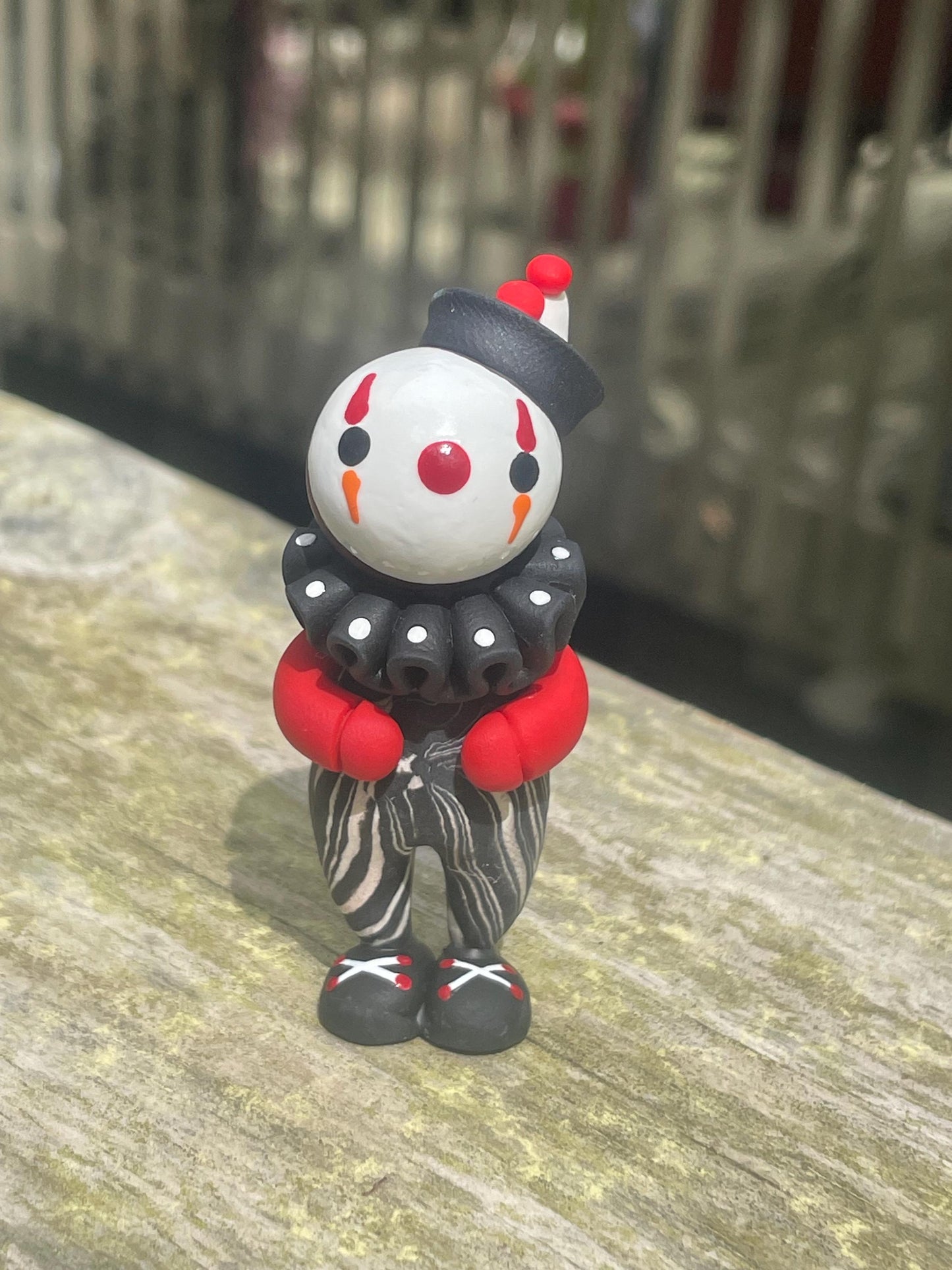 Smooches the Clown