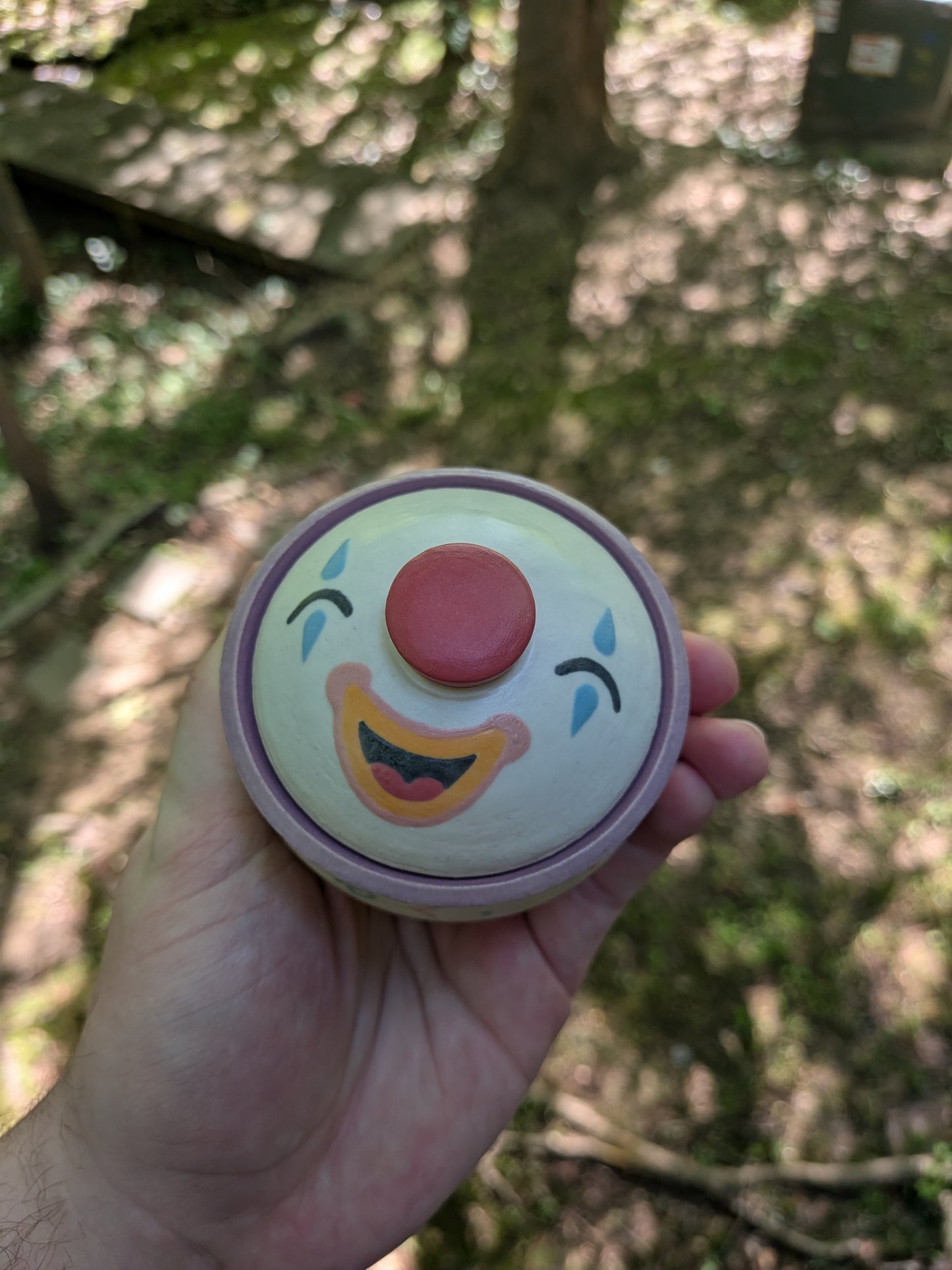 Confetti Clownister (satin finish)